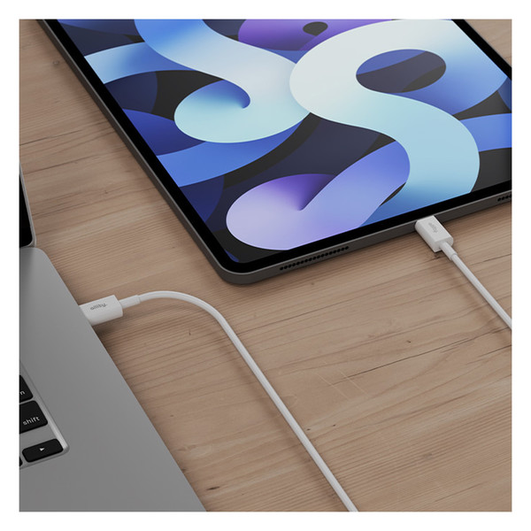 Polnjenje iPad – moč in zmogljivost v enem kablu