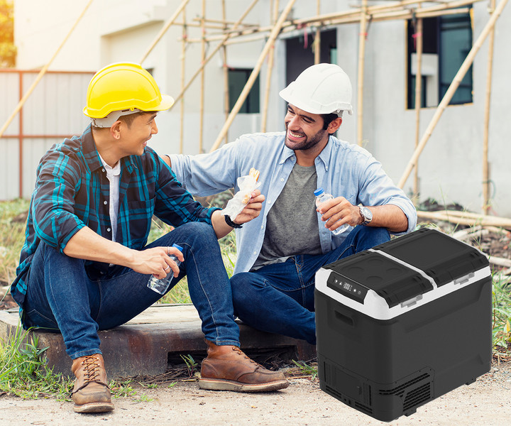 Prenosni kompresorski hladilnik 60 L – popolna svoboda hlajenja na poti!