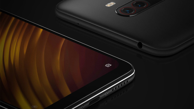Pocophone F1 tudi s 3,5mm priključkom za slušalke