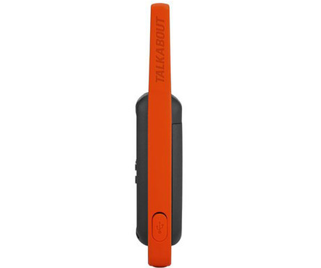 MOTOROLA T82 GO ADVENTURE walkie talkie komplet, 2-KIT, PMR446, VOX funkcija, doseg 10km, polnilna baterija, LED zaslon, LED svetilka, IPX2 vodoodpornost, +dodatki, črno-rdeč