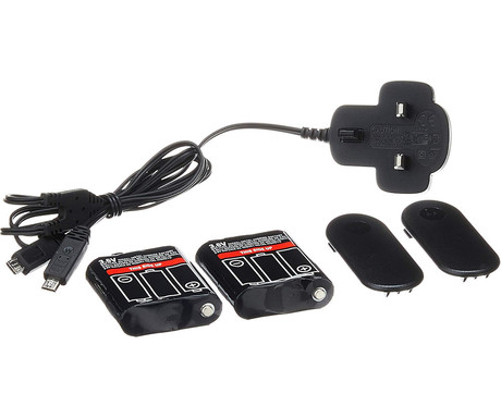 MOTOROLA T82 GO ADVENTURE walkie talkie komplet, 2-KIT, PMR446, VOX funkcija, doseg 10km, polnilna baterija, LED zaslon, LED svetilka, IPX2 vodoodpornost, +dodatki, črno-rdeč