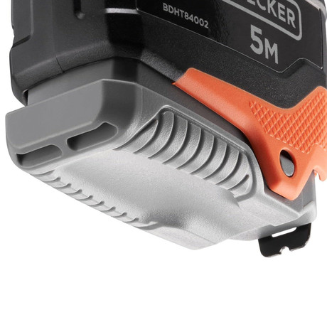 BLACK+DECKER profesionalni merilni trak / meter, 5m dolžina, 19mm širina, GripRelease funkcija, kompaktna oblika, robustna izdelava, črno-oranžen