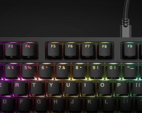 GENESIS THOR 404 gaming mehanska tipkovnica, žična, RGB LED osvetlitev, Hot-Swap tehnologija, Anti-Ghosting, Gateron Yellow Pro stikala, spomin, programska oprema, Plug & Play, F1-F12, črna