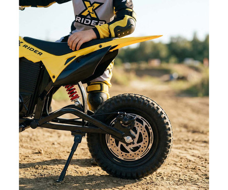 MANTA XRIDER CROSS 12 PRO otroški električni motor, 12" gume, 300W motor, 15km doseg, 144Wh 36V 4Ah baterija, vzmetenje, disk zavora, LCD zaslon, RGB LED osvetlitev, črno-rumen (Volt Yellow)