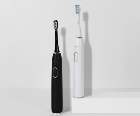 MANTA LOVIO SonicProtect PRO sonična električna zobna ščetka, 5 nastavkov, 5 načinov, 3 stopnje, senzor pritiska, Sonic Vibration tehnologija, baterija, IPX8 vodoodpornost, dodatki, bela (Pure White)