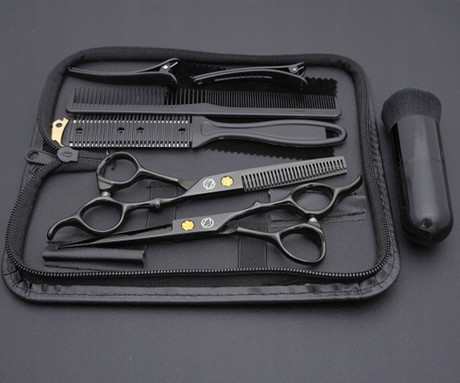 MANTA HTK-01S profesionalni frizerski / brivski komplet, 10 kos, za lase / brado, 2x škarje, 2x glavnik, nerjaveče jeklo, lasersko brušena rezila, + etui, črn (Graphite Black)