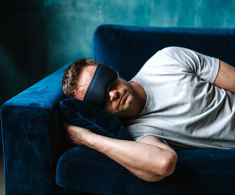 MEDIVON HYPNOS masažna naprava za oči / obraz, profesionalna, VIBRACIJSKA masaža, sproščanje / regeneracija / terapija, polnilna baterija, funkcija gretja / hlajenja, SleepMode, časovnik, USB Type-C