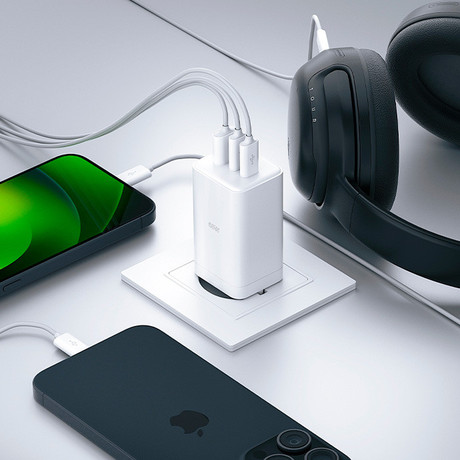 ALLITY ATC-01 GaN polnilec, 65W, 2x USB Type-C, 1x USB Type-A, bel