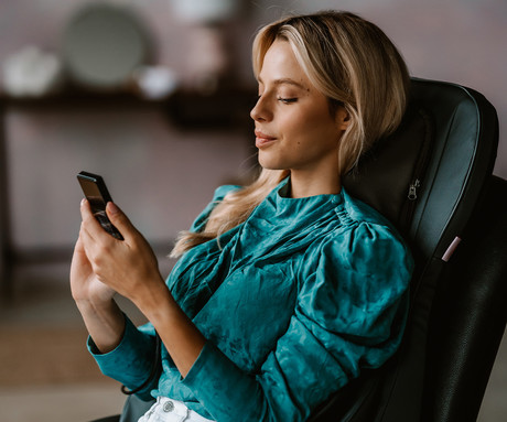 MEDIVON COSY AIR PRO masažna blazina, profesionalna, 3D SHIATSU / VIBRACIJSKA masaža, sproščanje / raztezanje / regeneracija, večconska globoka masaža, AirPressure tehnologija, gretje, daljinec