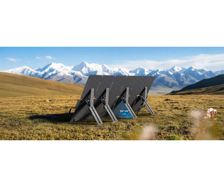 BLUETTI SORA 220 prenosni solarni panel, 220W moč, polnjenje polnilnih postaj, zložljiva oblika, stojalo, ročaj, UV odpornost, IP67 vodoodpornost, ETFE prevleka, MC4 konektor, črn