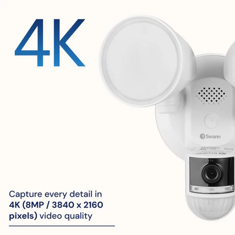 SWANN 4KFLOCAM 4K Floodlight žična IP varnostna kamera, 4K UHD, WIFI, TrueDetect, 2600 lumnov LED reflektor, 115° snemanje, APP, Night2Day snemanje, mikrofon, zvočnik, sirena, IP65, +microSD