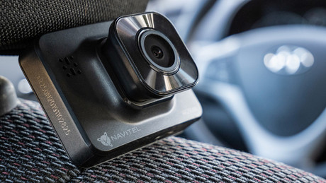 NAVITEL AR250 NV avto kamera, 2", Full HD, 140° snemalni kot, G-senzor, Night Vision, Parking Mode, zaznavanje gibanja, aplikacija, darilni bon, črna