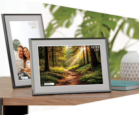 NAVITEL FR101 PRO pametni digitalni foto okvir, 25.6cm (10.1"), HD IPS zaslon na dotik, FRAMEO aplikacija, WIFI, Android + iOS, 1GB RAM, 32GB ROM, razširljiv spomin, zvočniki, stojalo, USB-C, črn
