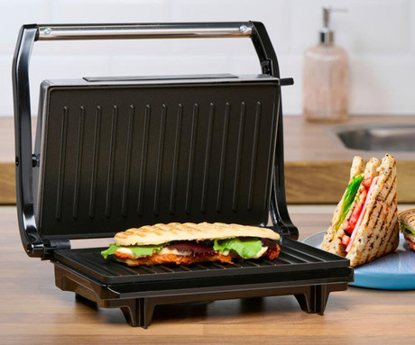 ALPINA GRILL kontaktni žar, 700W, električni, ročaj z zaklepanjem, premaz proti prijemanju, LED indikator, 26.7x22.5x7.7cm, črno srebrn