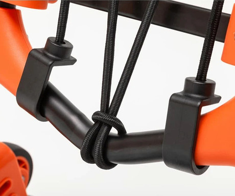 BLACK+DECKER ročni transportni voziček, zložljiv, kovinski, nosilnost do 65kg, lahka teža 3.81kg, za vse transportne potrebe, črn, oranžen