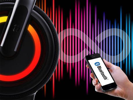MANTA SPK530 ATLAS prenosni Boombox zvočnik, Bluetooth 5.3, 200W, TWS / Multi Link, polnilna baterija, RGB LED osvetlitev, IPX6 vodoodpornost, USB / AUX, Google Assistant / Siri, črn (Phantom Black)