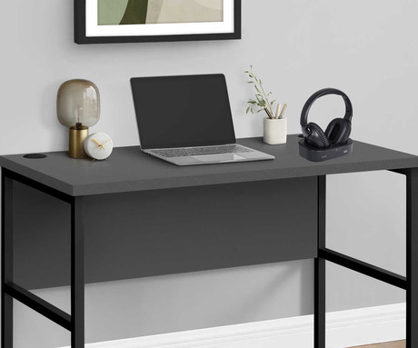 TREVI FRS 1490 RW brezžične TV naglavne slušalke, Hi-Fi priključek, 2.4GHz WIFI sprejemnik, domet 20m, polnilna baterija, polnilna postaja, samodejni izklop, 3.5mm minijack, črne