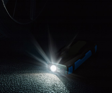 BLOW JS-24 zagonska baterija / jump starter, 12.000 mAh, powerbank, zaščita, varnostni dodatki, LED, 2000A, 2x USB, torbica