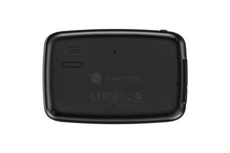 NAVITEL G590 MOTO navigacija GPS, za motoriste, 5" zaslon, baterija, Bluetooth, IP66 vodoodpornost, nameščeni zemljevidi, naprstnik, črna