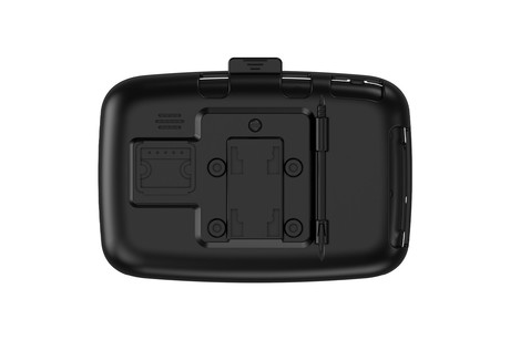 NAVITEL G590 MOTO navigacija GPS, za motoriste, 5" zaslon, baterija, Bluetooth, IP66 vodoodpornost, nameščeni zemljevidi, naprstnik, črna