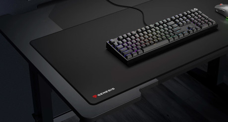 GENESIS CARBON 500 ULTRA LOGO podloga za miško, gaming / pisarniška, 1100x450mm, vodoodporna, gladka površina, zaščiteni prešiti robovi, protizdrsna, črna