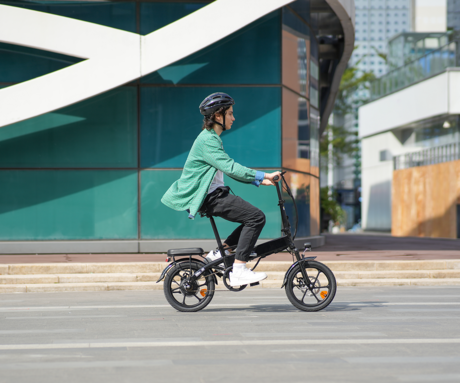 Električno zložljivo kolo ISINWHEEL U3, 16" pnevmatike, 250W motor, do 55km, do 25km/h, 36V 7.8Ah baterija, do 120kg, črn