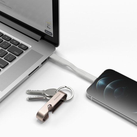 Vonmählen HIGH SIX® univerzalni 6v1 kabel za polnjenje, USB-C / USB-A / Micro-USB / Lightning, združljiv z vsemi napravami, hitro polnjenje, roza zlat (Rose Gold)
