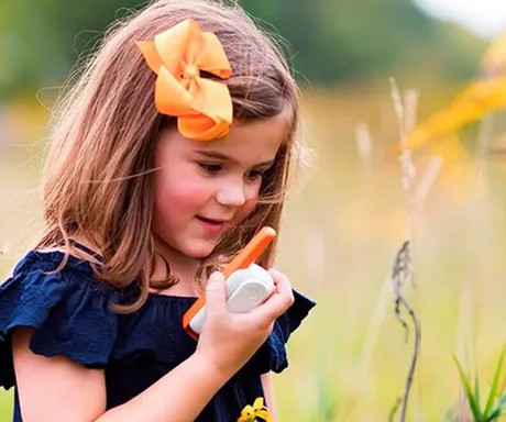 MOTOROLA T42 walkie talkie komplet, 2-KIT, PMR446, 16 kanalov, doseg 4km, +dodatki, moder, oranžen