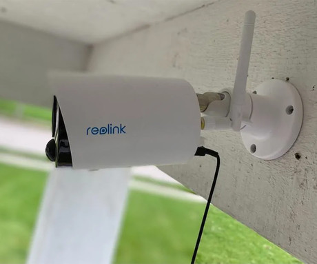 Reolink ARGUS B320 IP kamera, 3MP Super HD, WiFi, baterija, nočno snemanje, IR LED diode, vodoodporna, aplikacija, dvosmerna komunikacija, bela