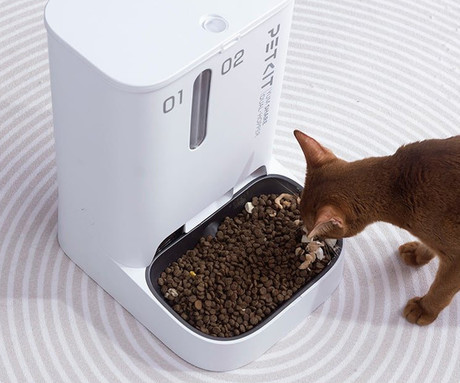 PETKIT YUMSHARE DUAL HOPPER pametni dozirnik hrane, za pse / mačke, 5L prostornina, AI zaznavanje gibanja, urnik hranjenja, FHD kamera, IR Night Vision, WIFI, aplikacija, mikrofon, zvočnik, 36x29x25cm