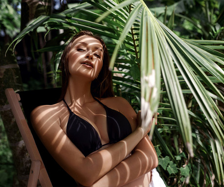 PLATINET PSW leseni ležalnik, MADE in EU, 3 stopnje nastavitve, zložljiva oblika, ultra lahka teža, zaščita pred nenamernim zlaganjem, bukov les, UV & vodoodporna tkanina, črn