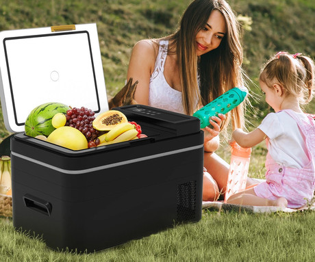 PLATINET PCCR30 prenosni kompresorski hladilnik, 30L, 12V/24V/230V napajanje, do -20°C, učinkovit hladilni sistem, nizka poraba energije, kompaktne dimenzije, tiho delovanje, 623x378x370mm, črno-siv